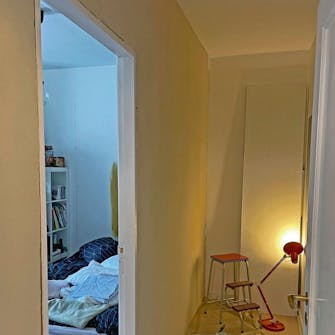 Bygge walk in closet: Gipsveggene sparkles Bygge walk in closet: Gipsveggene sparkles